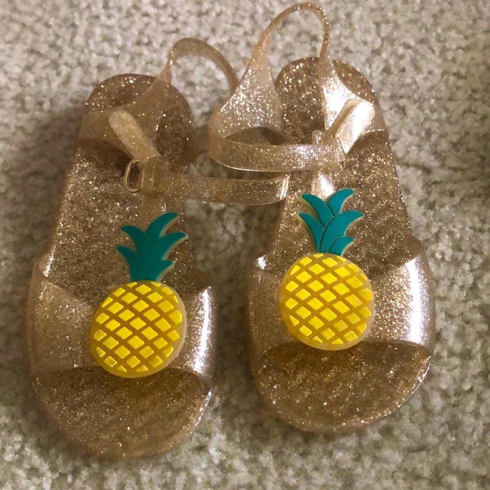 Pineapple glitter jelly sandals